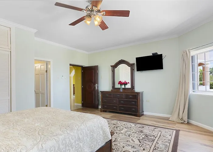 Hospitality Expert Vsv Bf 3br Pool Montego Bay